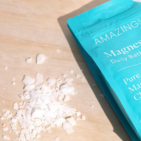 Amazing Oils - Magnesium Daily Bath Flakes - 800g - The Bare Theory