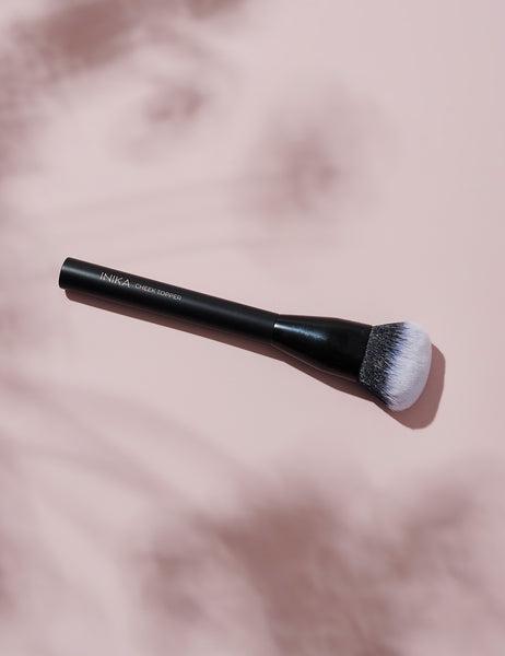 INIKA - Cheek Topper Brush - The Bare Theory