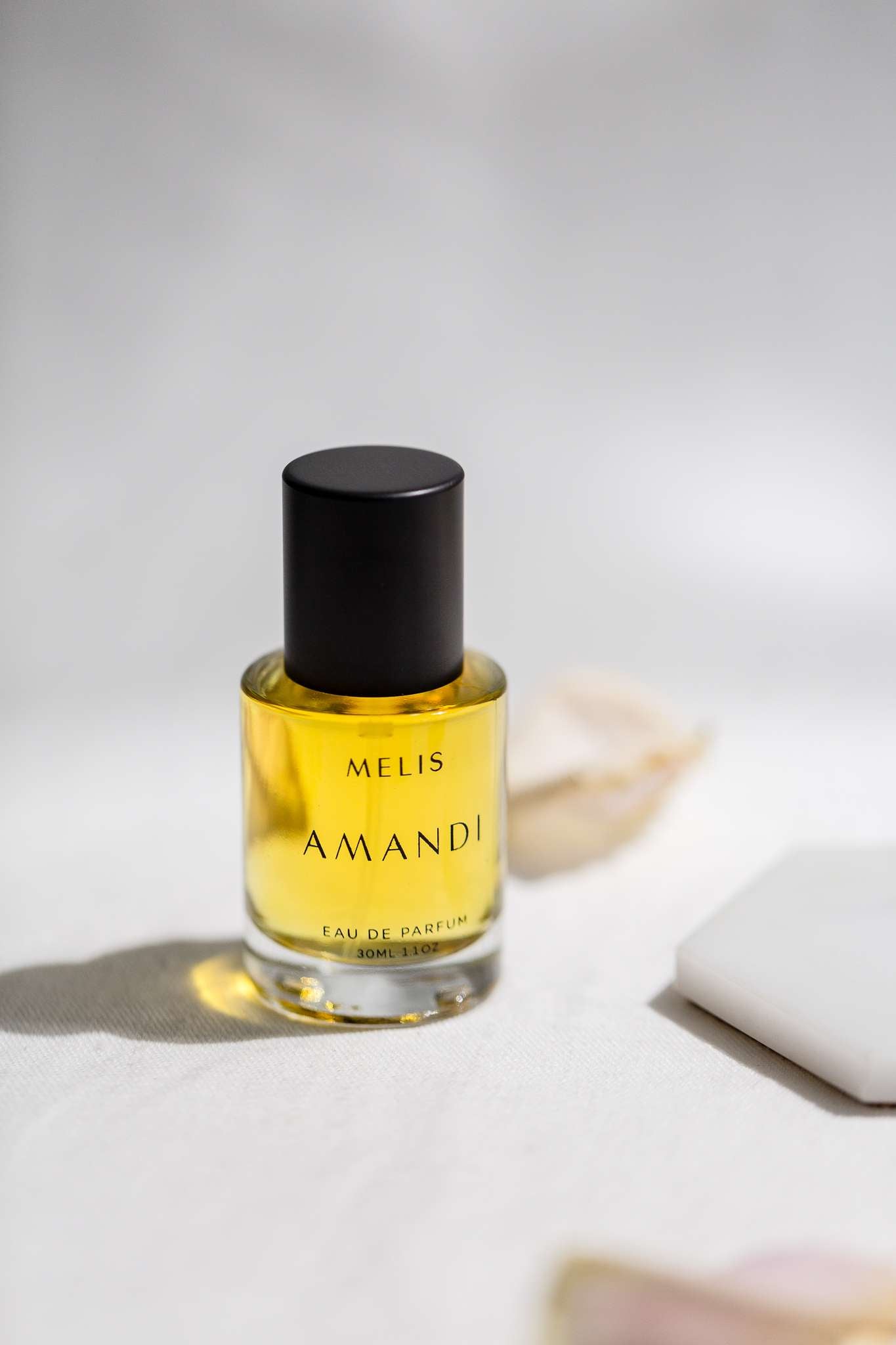 Melis - Eau de Parfum - AMANDI - The Bare Theory